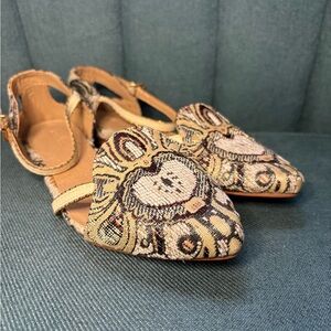 Elegant Tapestry Women’s Shoes